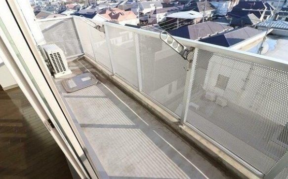 バルコニー　バルコニー