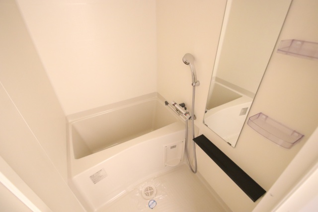 バス・シャワールーム　※別室の参考写真の為、現況優先です。
