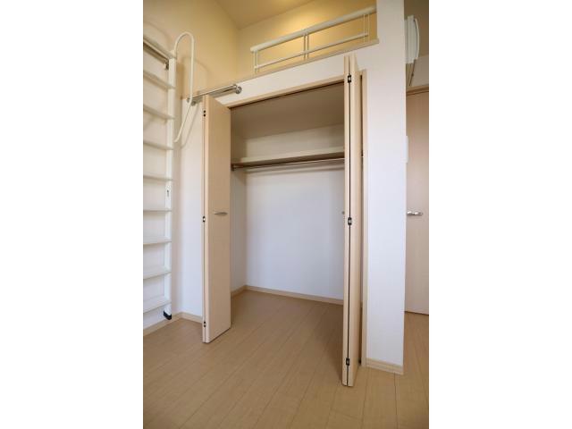 収納　クローゼット