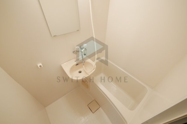 バス・シャワールーム　お風呂です