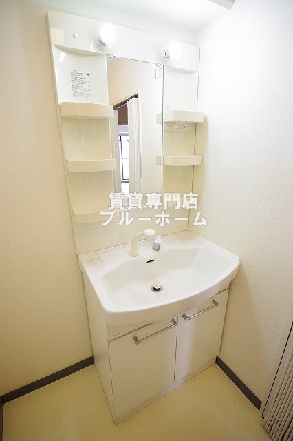 洗面設備　独立洗面台あります！