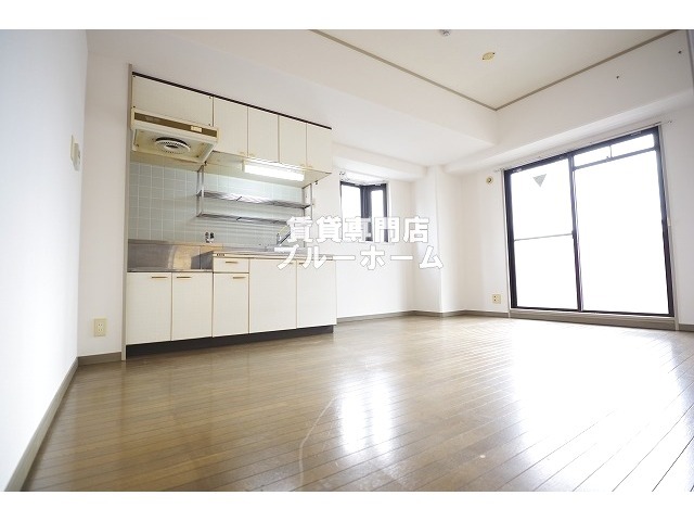 居室・リビング　10帖の開放感あるリビング！