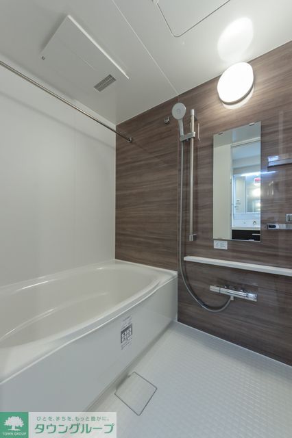 バス・シャワールーム　※写真は同タイプ住戸です。