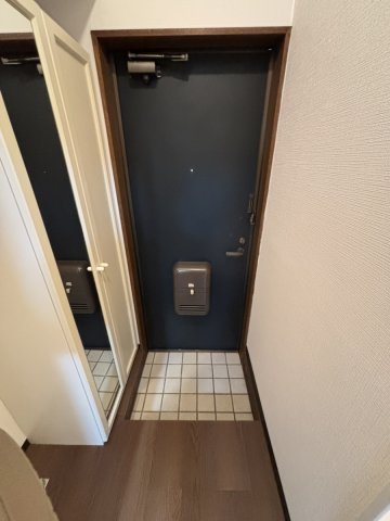 玄関　落ち着いた玄関です