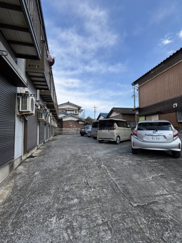 駐車場　駐車スペースもあります