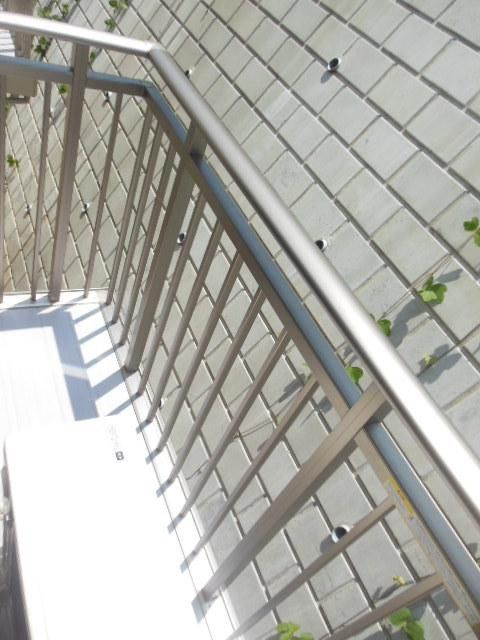 バルコニー　～２階はバルコニー付きですよ～