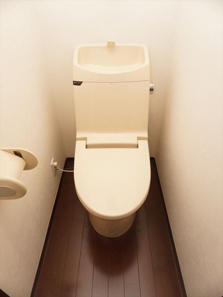 トイレ　トイレ