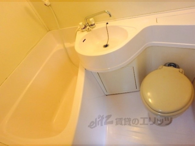 バス・シャワールーム　ユニットバス