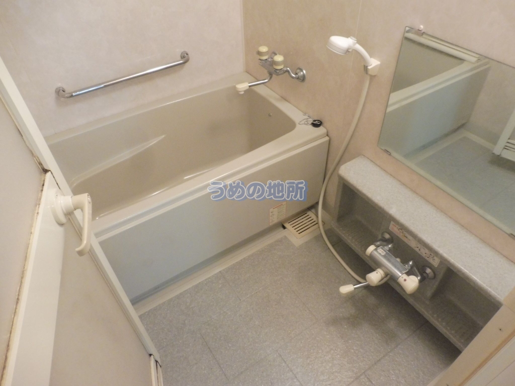バス・シャワールーム　浴室