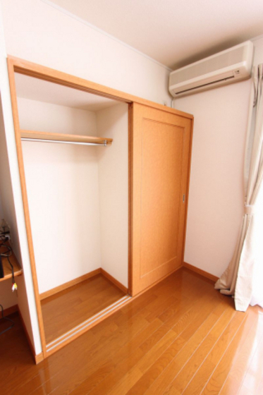 収納　※別号室の写真です