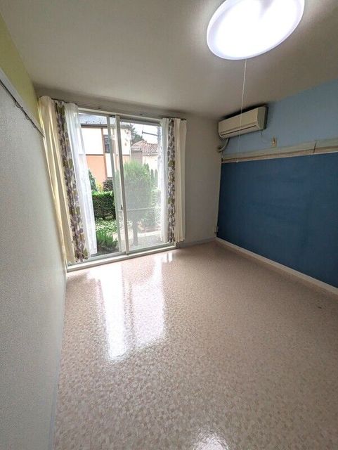 居室・リビング　別部屋参考写真です