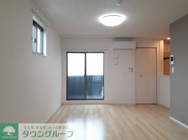 居室・リビング　※別号室参考写真です