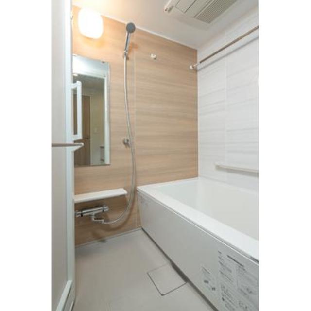 バス・シャワールーム　※写真は同タイプ住戸です。