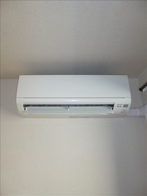 その他設備　洋室内エアコンですよ☆☆