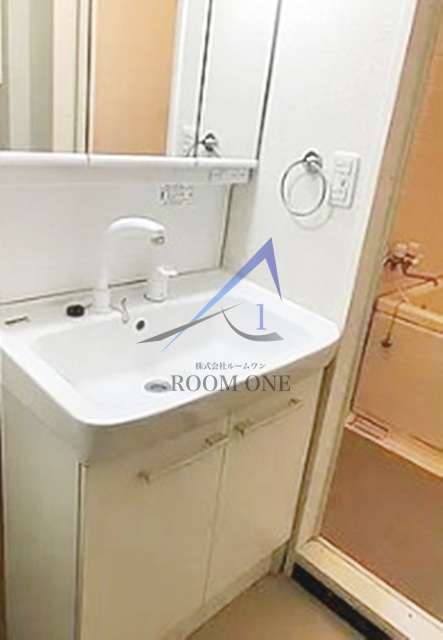 洗面設備　洗面台です。