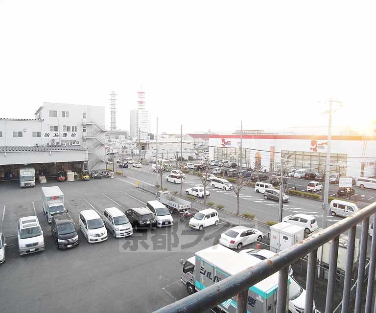 眺望　全改装ですべて新品の１ＬＤＫです