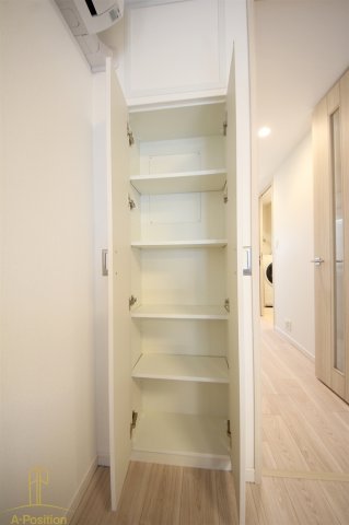 収納　パークアクシス本町