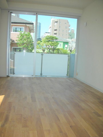 居室・リビング　★明るいフローリングのお部屋です★