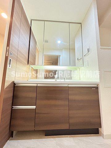 洗面設備　洗面所です