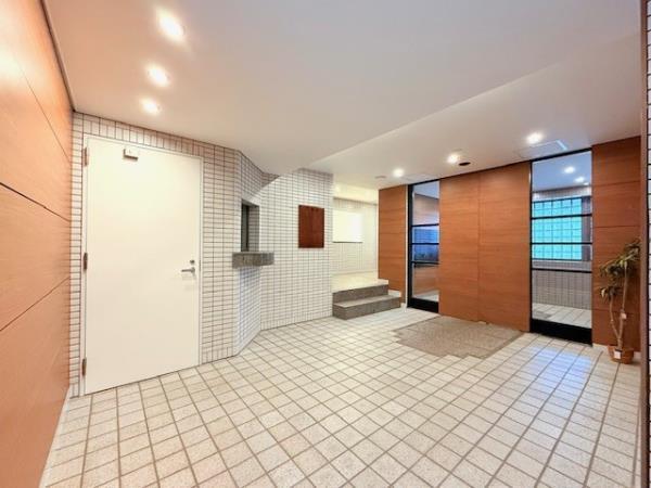 エントランス　毎日通るエントランスはこのようになっています