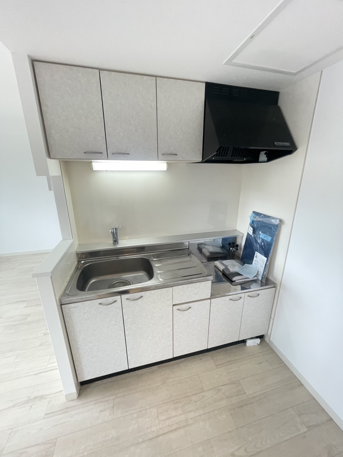 キッチン　※他号室のお写真です。