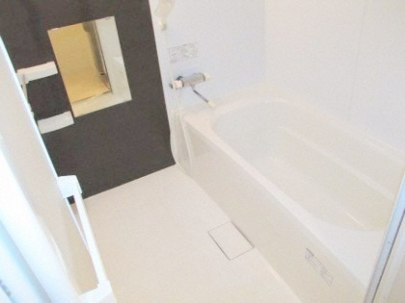 バス・シャワールーム　ゆったりバスルーム♪