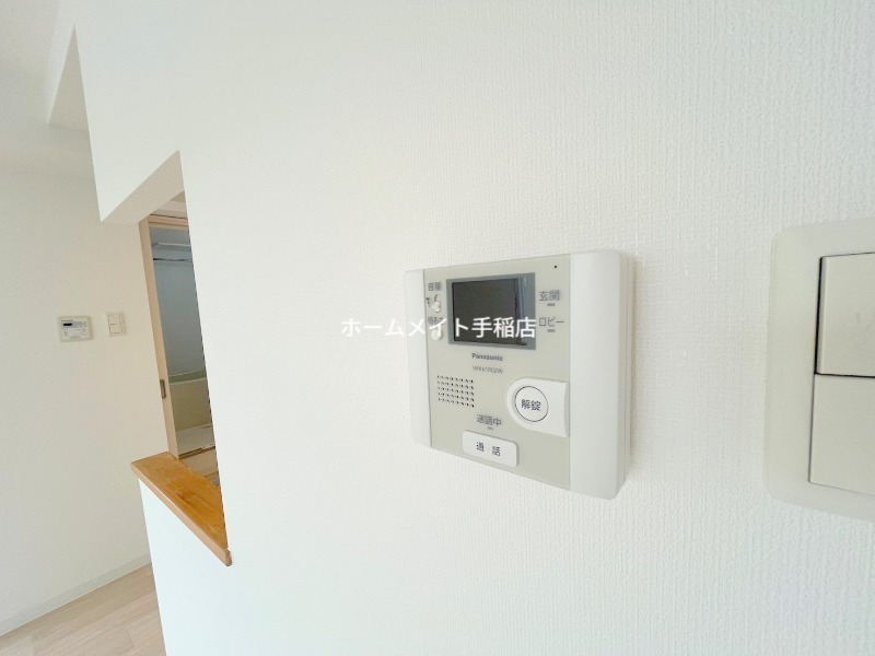 セキュリティ　モニター付きインターホンで安心です♪