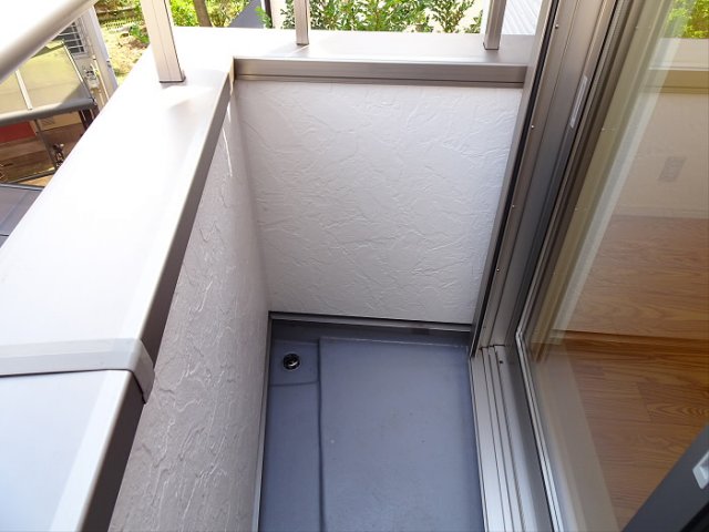 バルコニー　外からの目が気にならないバルコニーで洗濯物が干せます