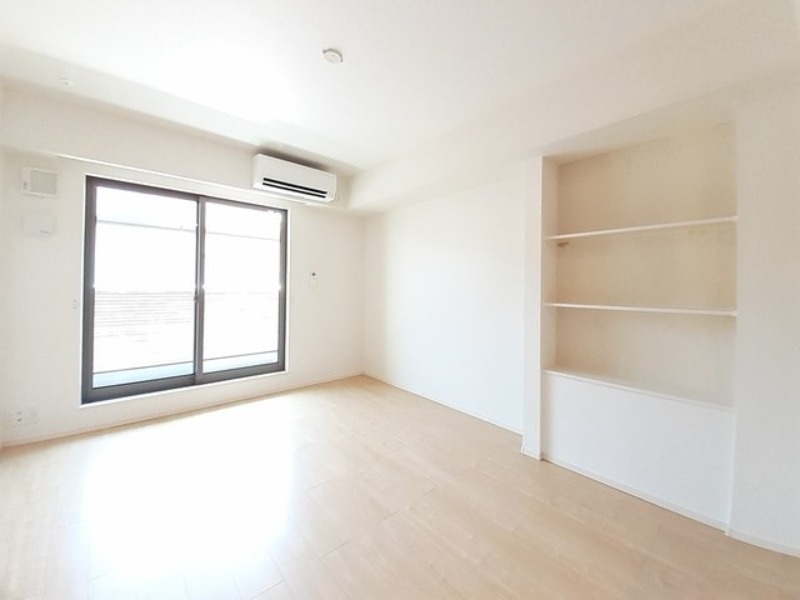 居室・リビング　図面と現状に相違がある場合には現状を優先