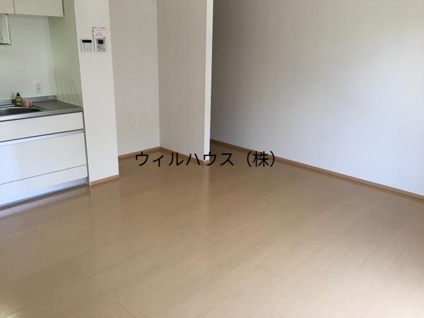 居室・リビング　フローリングピカピカ！