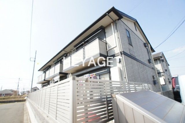 建物外観　～日当たり良好、人気のテラスハウスの物件です～