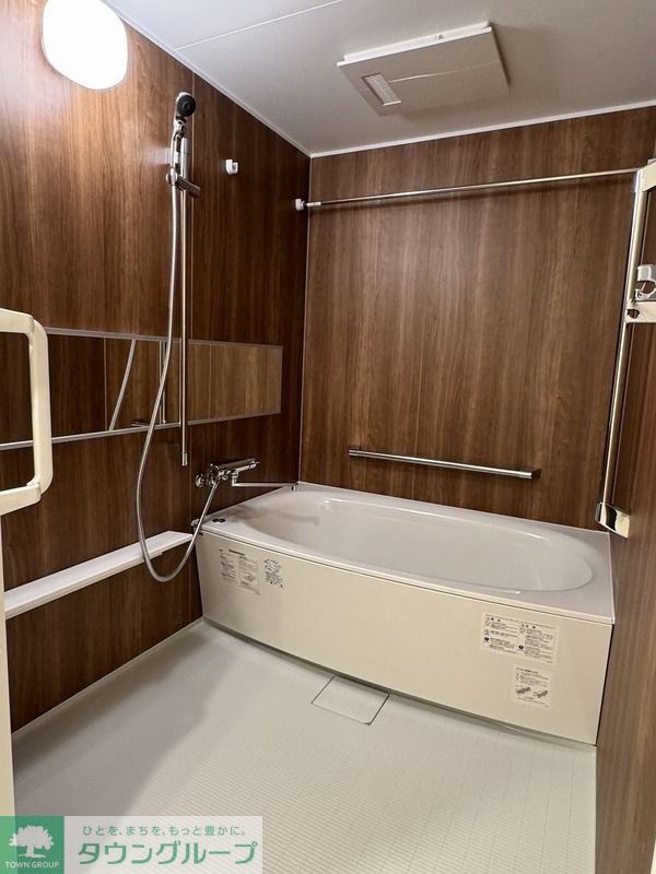 バス・シャワールーム　バス