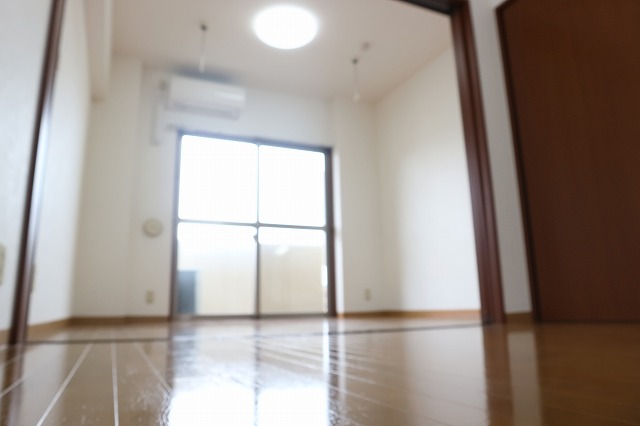 その他部屋・スペース　南向きの明るいお部屋です