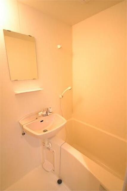 バス・シャワールーム　（別タイプ参考写真）Vivre池袋　豊島区西池袋２