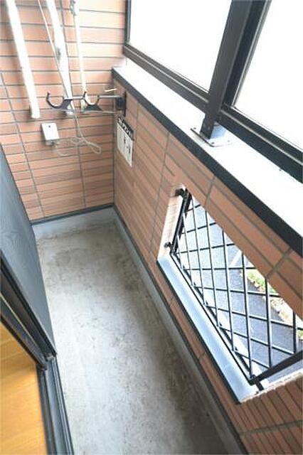 バルコニー　（別タイプ参考写真）Vivre池袋　豊島区西池袋２