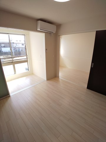 居室・リビング　リビング（イメージ）