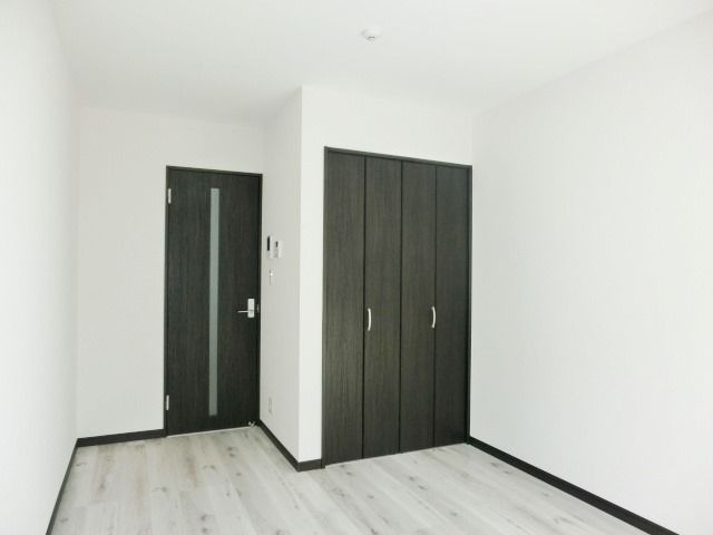 その他部屋・スペース　お部屋に収納があるので広々使えますね