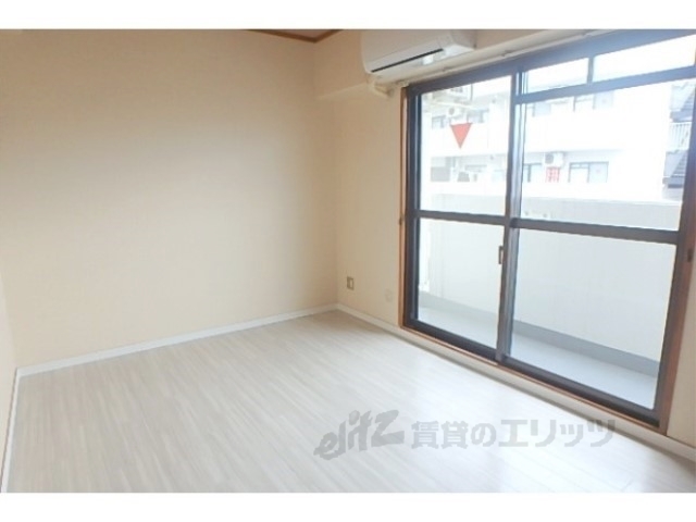 居室・リビング　洋室