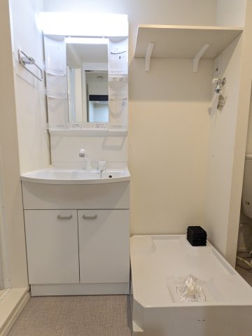 洗面設備　コンパクトで使いやすい洗面所