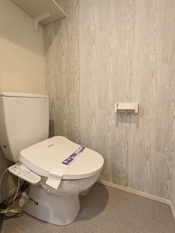 トイレ　落ち着いたトイレです