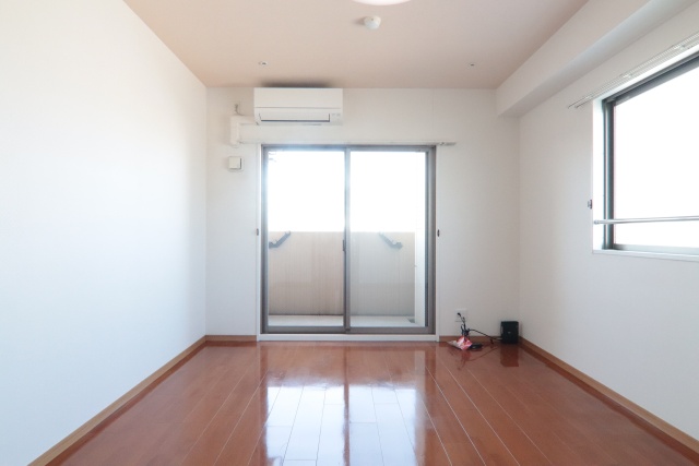 居室・リビング　※別室の参考写真の為、現況優先です。