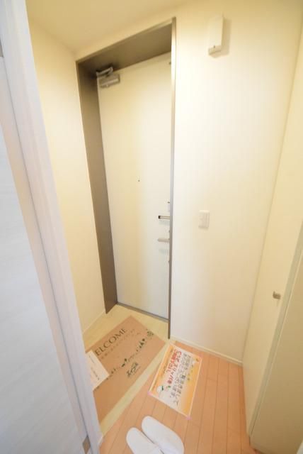 玄関　シューズボックス付き。