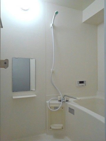 バス・シャワールーム　お風呂です