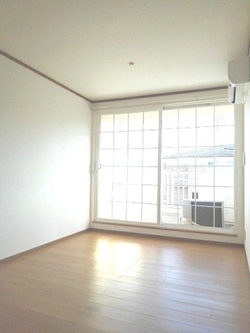 居室・リビング　ゆったりとしたリビングです