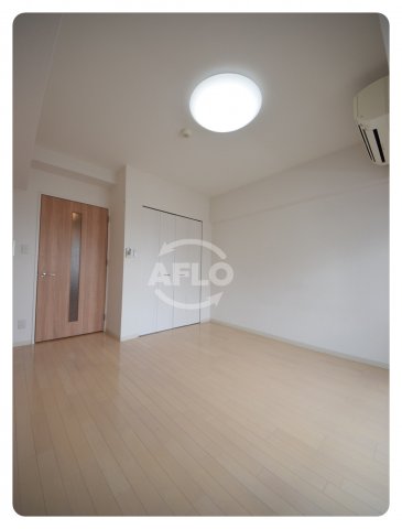 居室・リビング　SWISS天王寺I　洋室