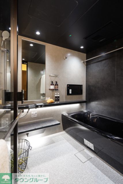 バス・シャワールーム　※写真は同タイプ住戸です。