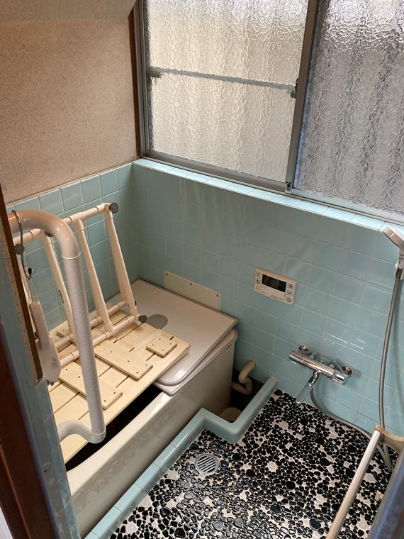 バス・シャワールーム