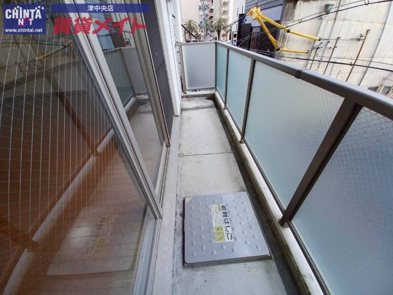 バルコニー　別部屋同型タイプです。