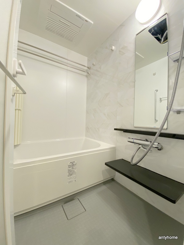 バス・シャワールーム