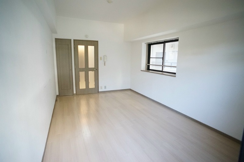 居室・リビング　別号室